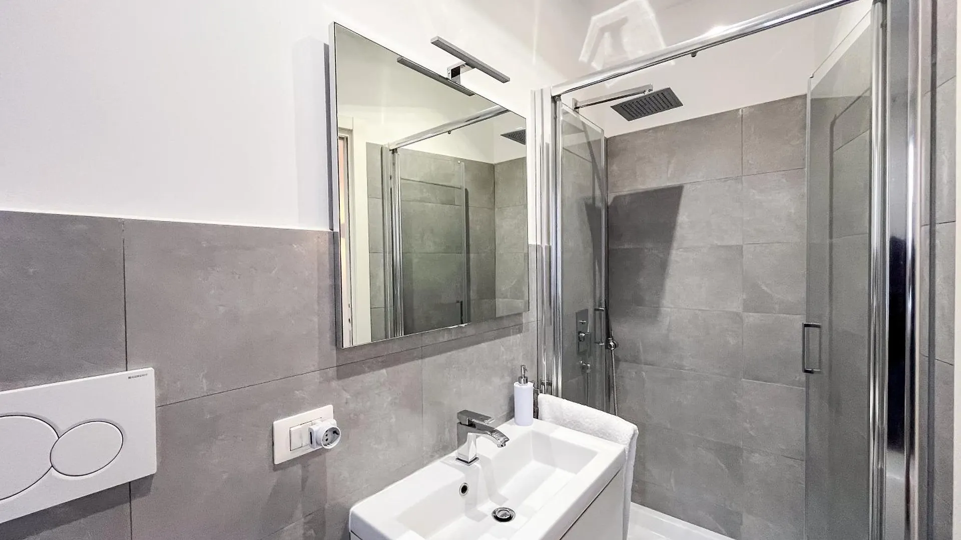 Kibilu - Via Bellegra Apartment Rome